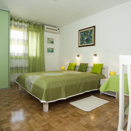 Green Place Split Quarto foto